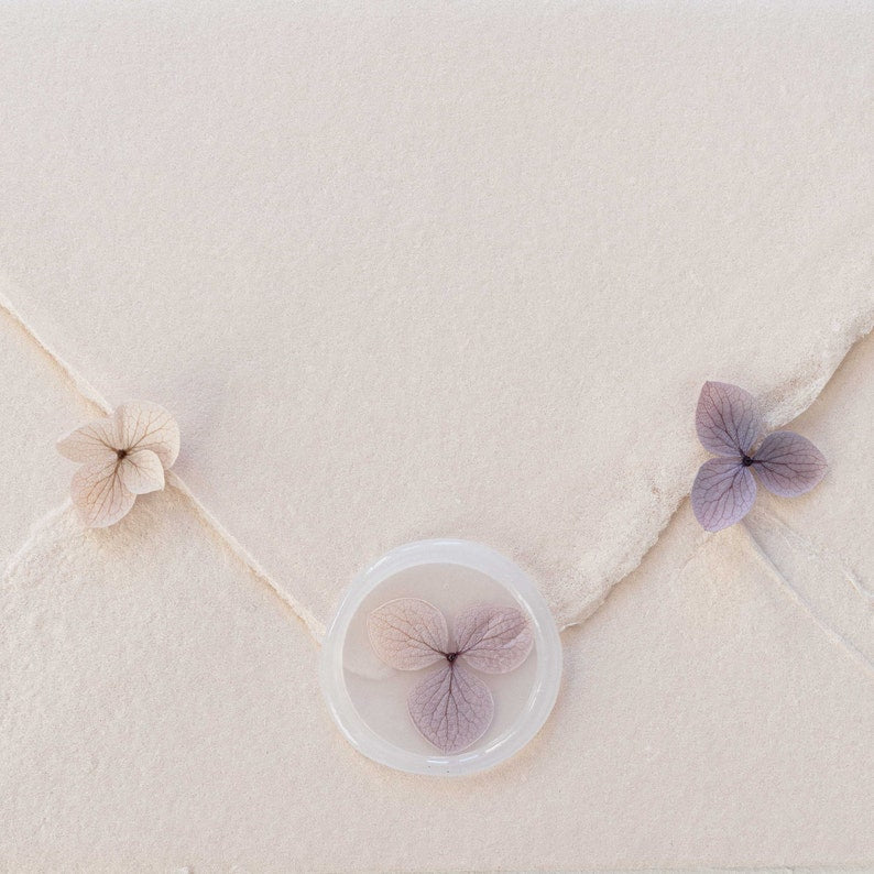 Pastel Purple Hydrangea Vellum Seals